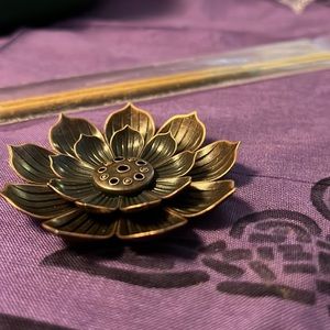 Lotus incense burner stick holder dish w/ 2 free incense sticks